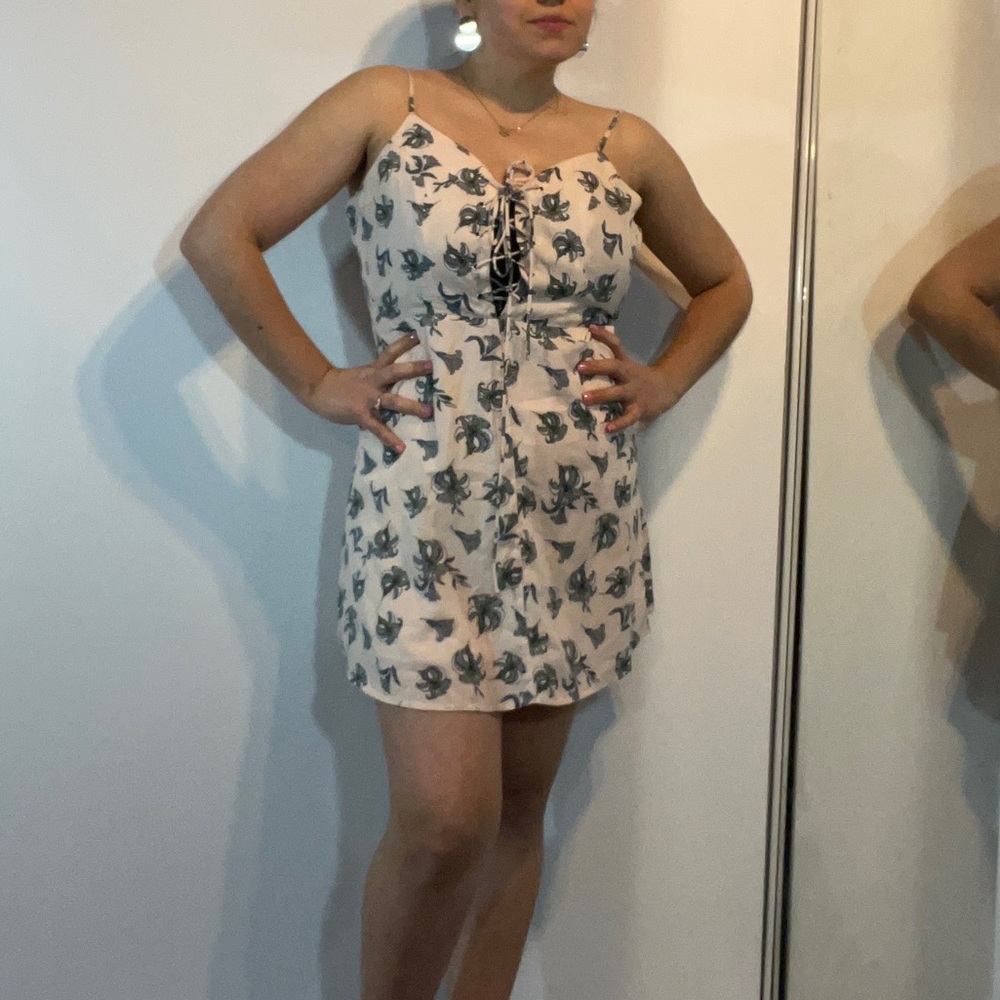 VERY J DRESS FLORAL SIZE S - Picture 6 of 9